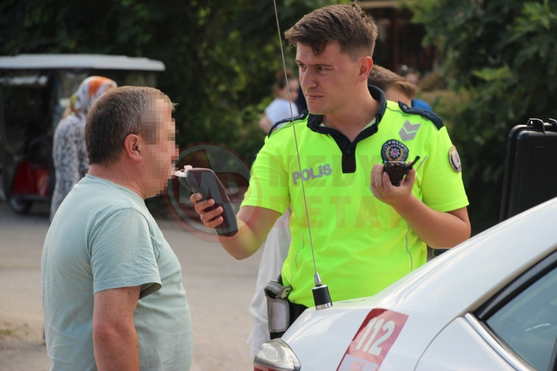Bisikletiyle Otobusun Altinda Kaldi (2)