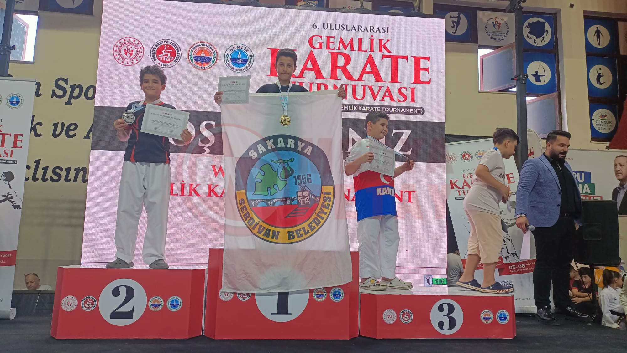 Karate (3)-1