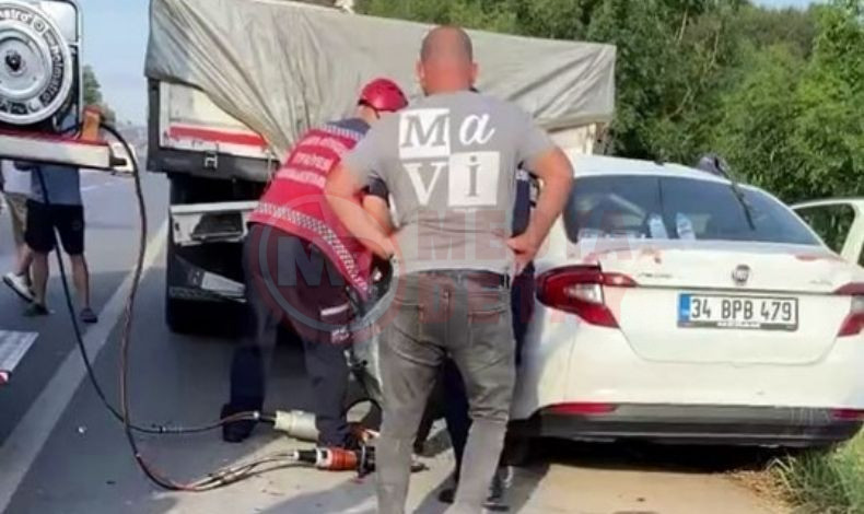 Otomobil Tira Ok Gibi Saplandi (1)-1