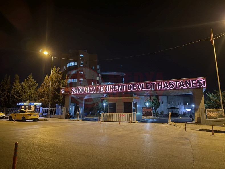 Bosanma Asamasindaki Esini Hastanede Silahla Vurdu (3)