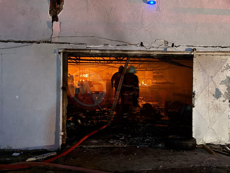 Boya Fabrikasinda Yangin3