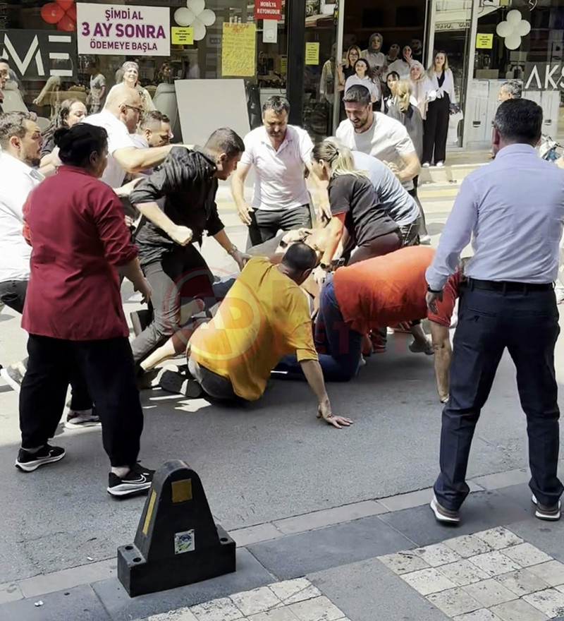 Cadde Boks Ringine Dondu3-1