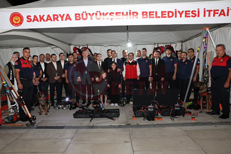 Deprem Anma Toreni10