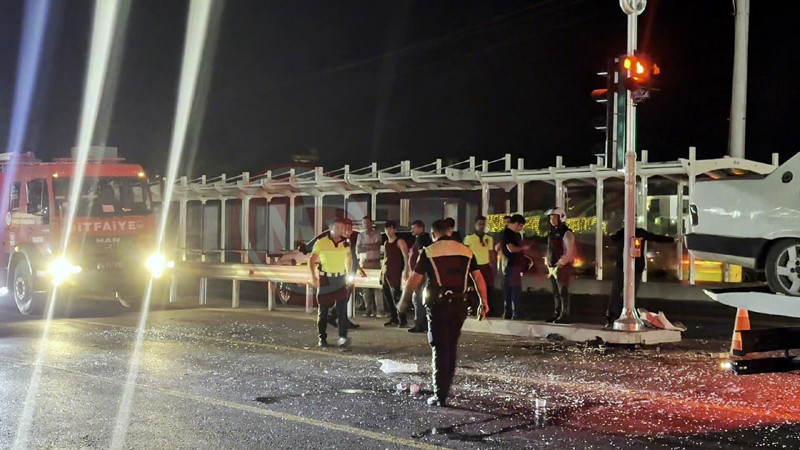 Duble Yolda Carpistilar2