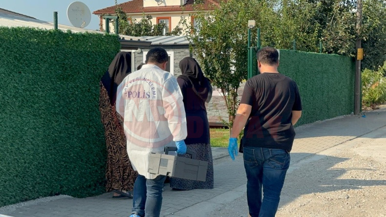 Evinde Basindan Vurulmus Halde Bulundu (1)