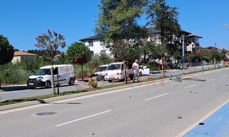 Once Agaca Sonra Aydinlatma Diregine Carpti (3)