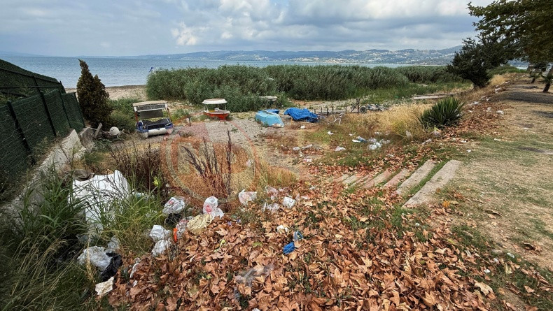 Sapanca Golu Etrafini Copluge Cevirdiler (1)