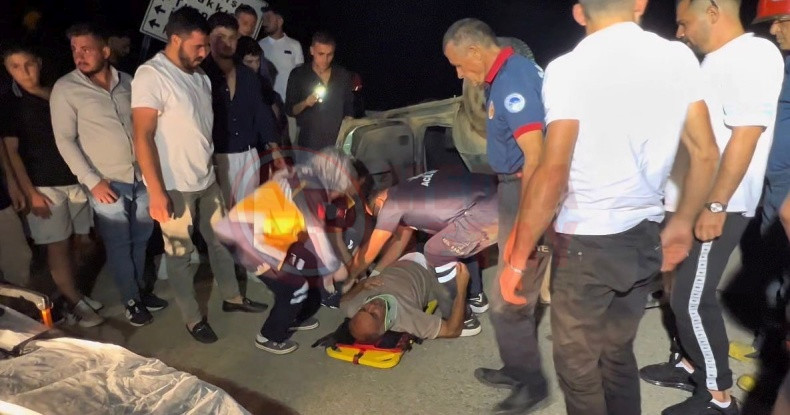 Takla Atan Otomobilde Sikisti (1)