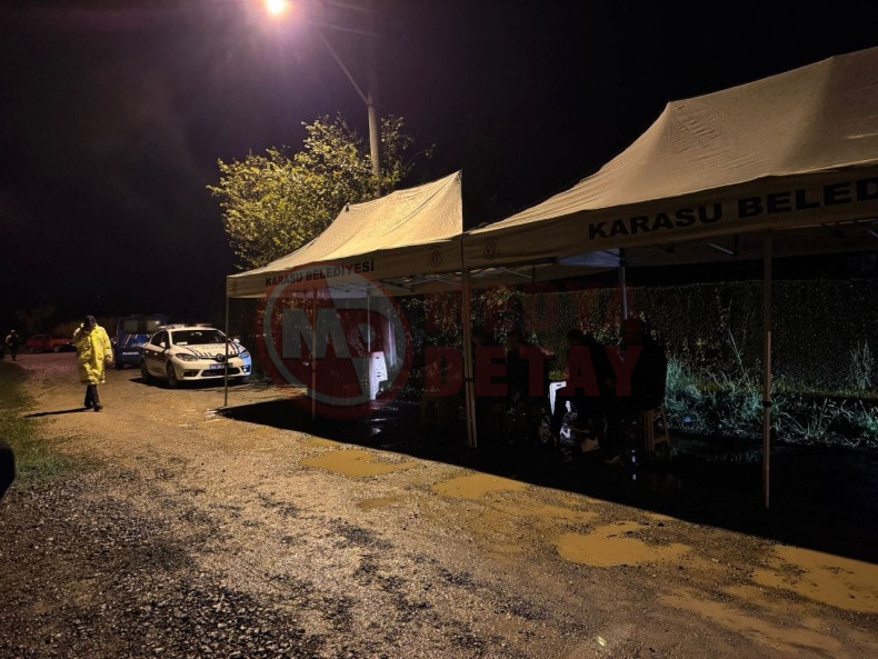 3 Cocuk Annesinin Cansiz Bedenine Ulasildi (4)