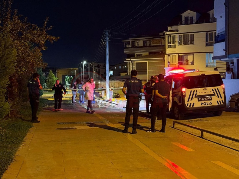 Abla Kardesi Vurup Intihar Etti (4)