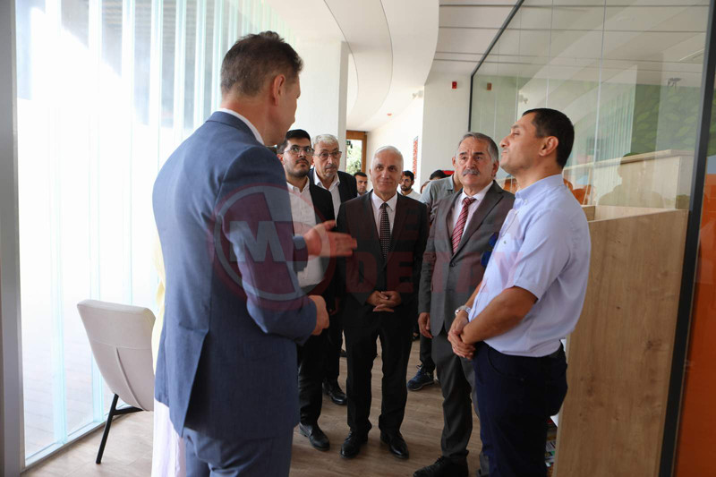 Arifiye Kutuphane Acilisi3