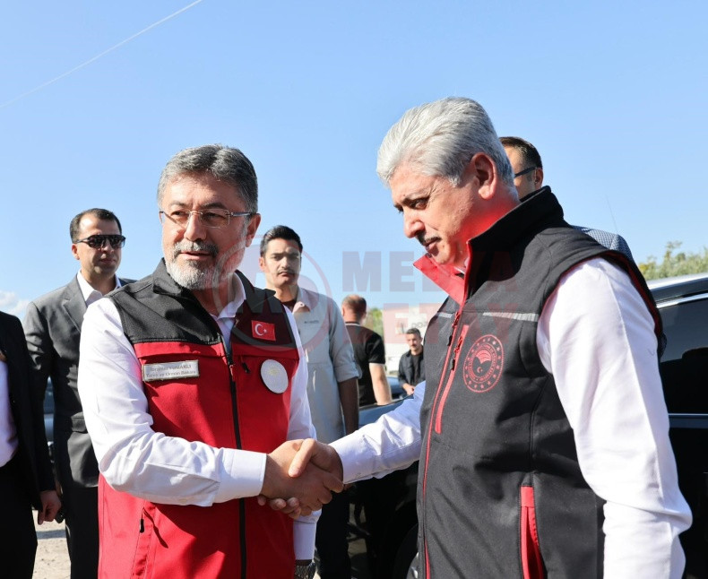 Bakan Yumakli Sakarya Ziyareti (3)