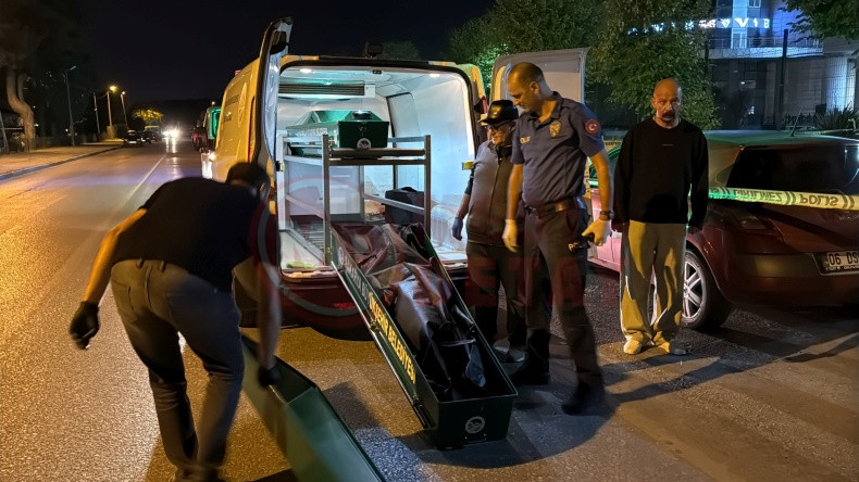 Carptigi Bisikletli Genc Hayatini Kaybetti (4)