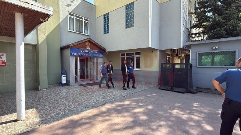 Ev Yakip Cocuk Vuran Sahislar Adliyede (2)