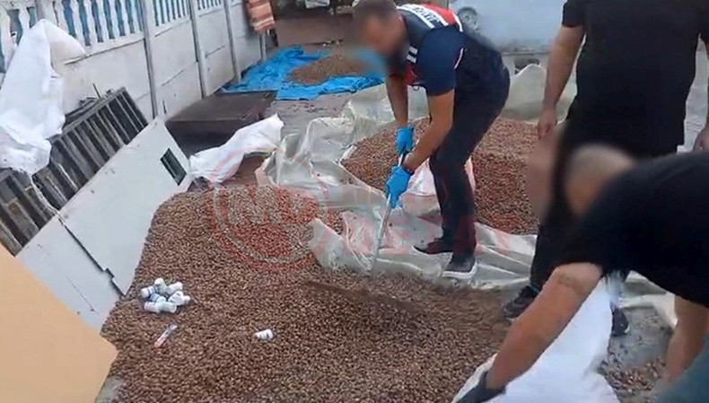 Findik Cuvalindan Uyusturucu Cikti (4)