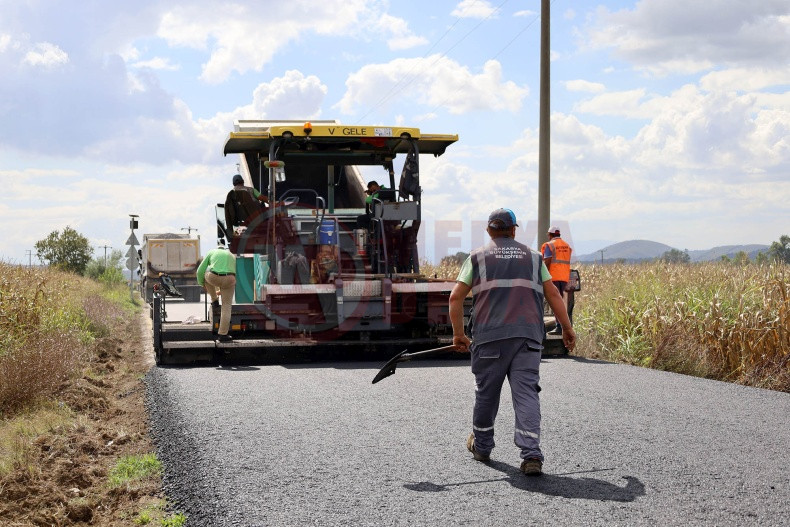 Sakarya Kuzeyi Sicak Asfaltla Bulustu (4)