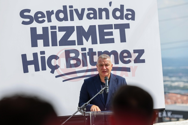 Serdivan Da Ogrenci Evi Nin Temel Atma Toreni Gerceklestirildi (2)