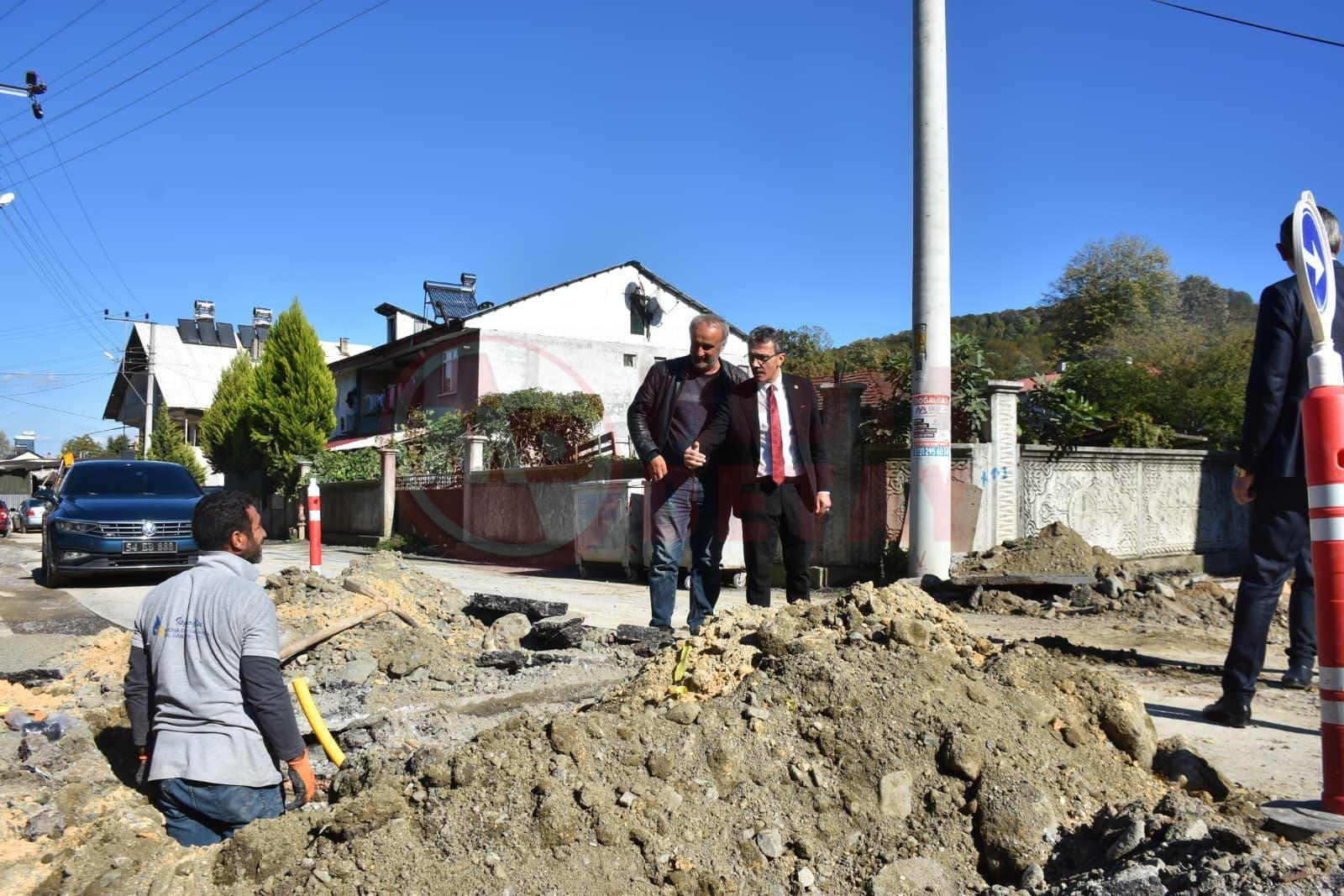 Başkan Şenol Di̇nç, Deği̇rmendere’de Doğalgaz Çalişmalarini İnceledi̇ (3)