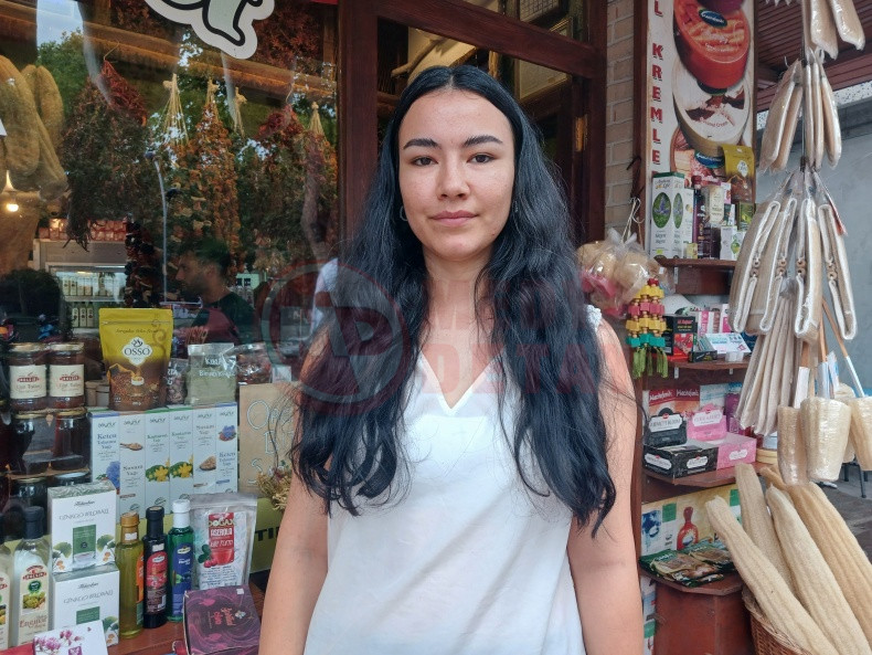 Kis Geldi Vatandaslar Aktarlarin Yolunu Tuttu (2)