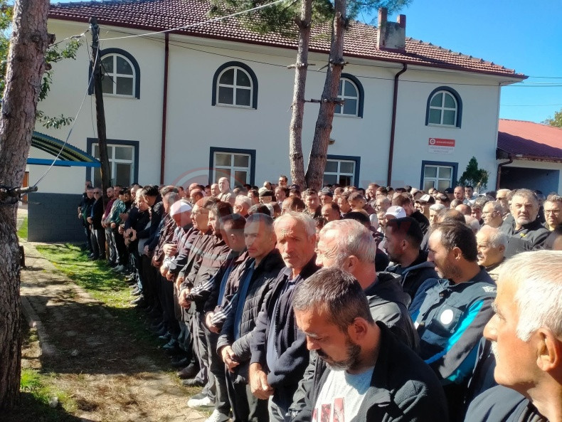 Kuyuya Dusup Olen Isci Son Yolculuguna Ugurlandi (3)