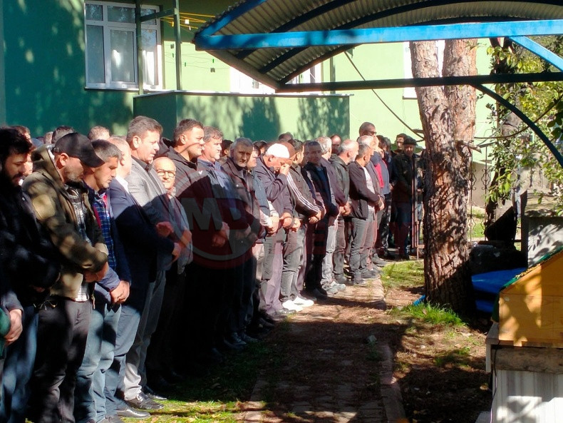 Kuyuya Dusup Olen Isci Son Yolculuguna Ugurlandi (5)