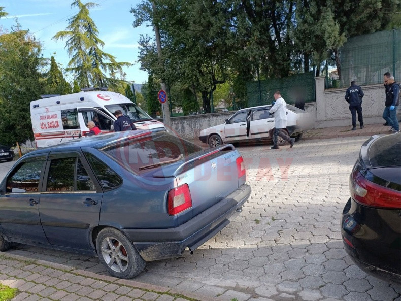 Otomobilinde Cansiz Bedenine Ulasildi (3)