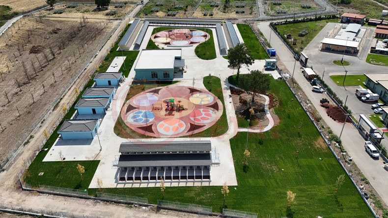 Sokak Hayvanlari Dogal Yasam Kampusu (5)