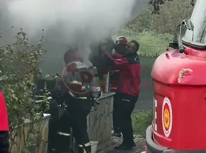 Yanginda Ev Kullanilamaz Hale Geldi (2)