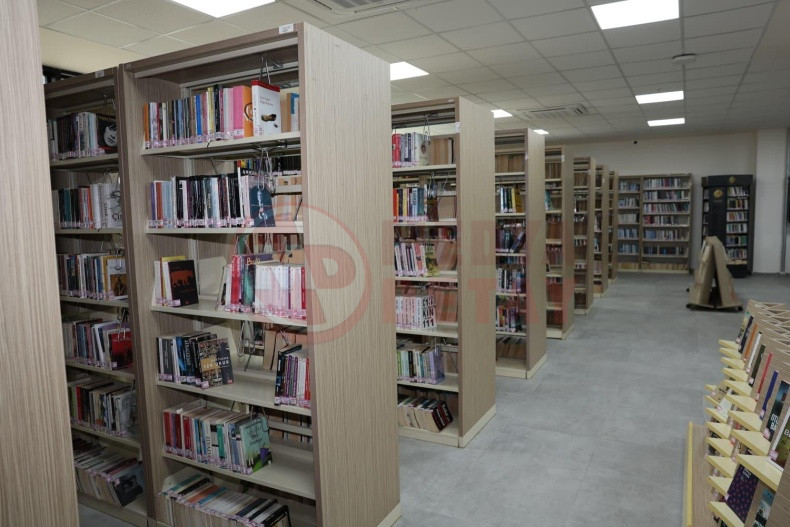 Baskan Senol Dinc Il Halk Kutuphanesi Ziyareti (3)