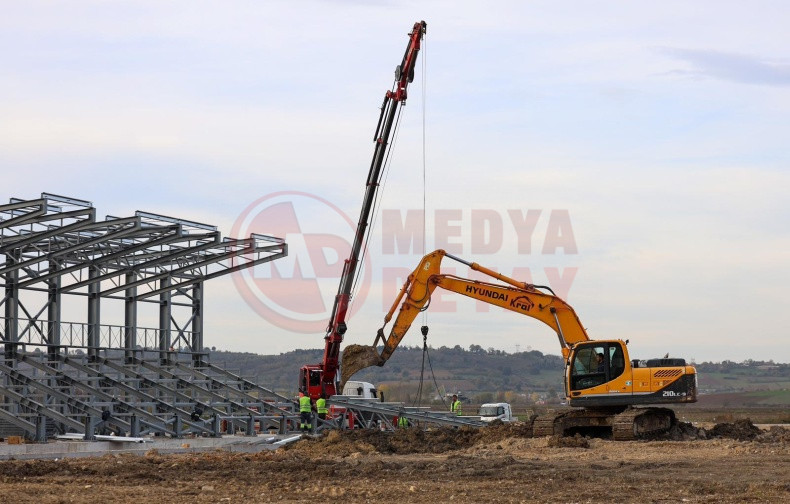 Fifa Standartlarinda Spor Tesisi Geliyor (6)