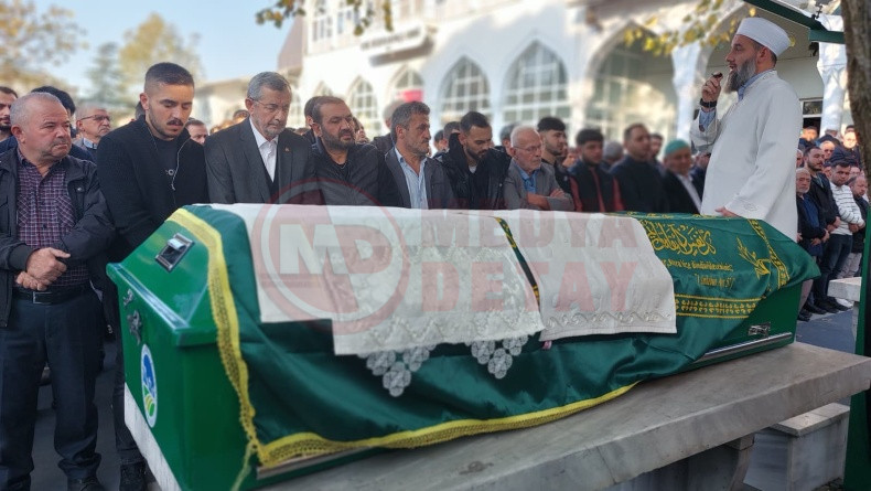 Kazada Hayatini Kaybeden Genc Son Yolculuguna Ugurlandi (1)