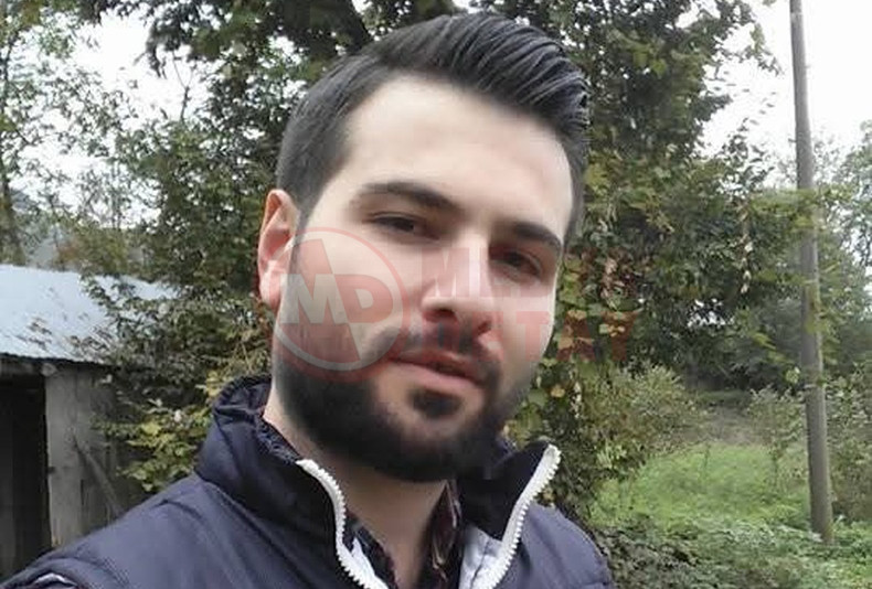 Kazada Hayatini Kaybeden Genc Son Yolculuguna Ugurlandi (2)