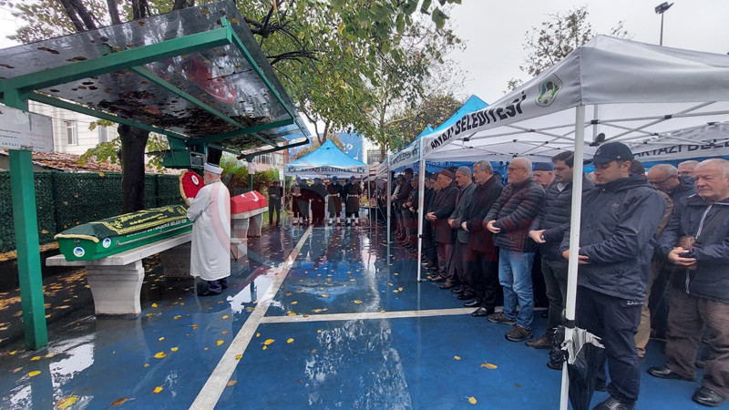 Kibris Gazisi Cenaze3