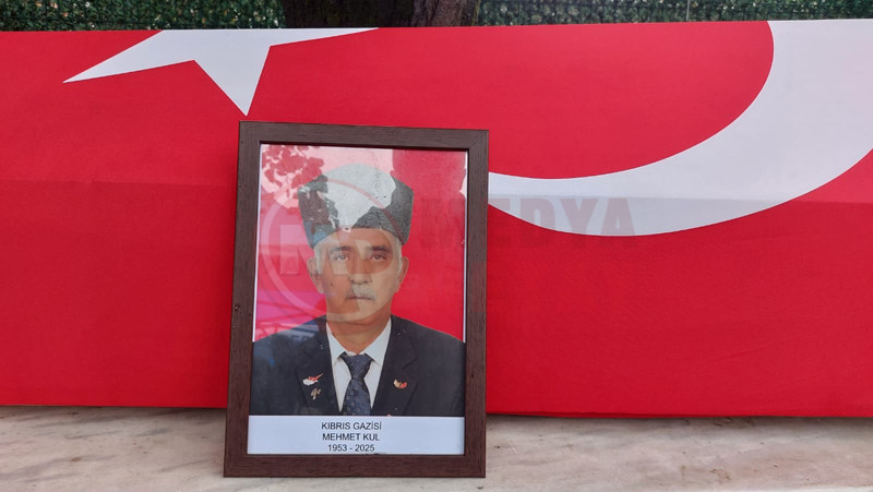 Kibris Gazisi Cenaze4