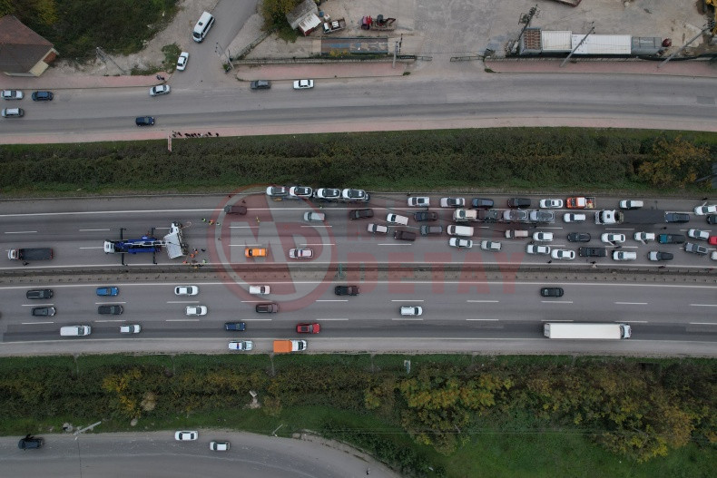 Kilometrelerce Arac Kuyrugu Olustu (3)