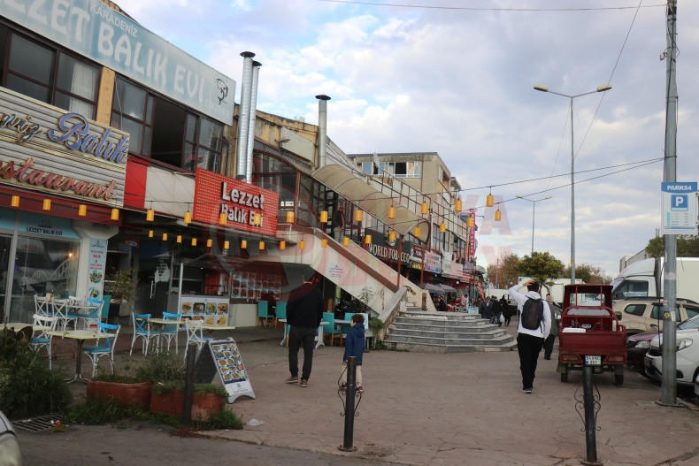 Kirik Fayansa Takilip Duserek Yaralandi (2)