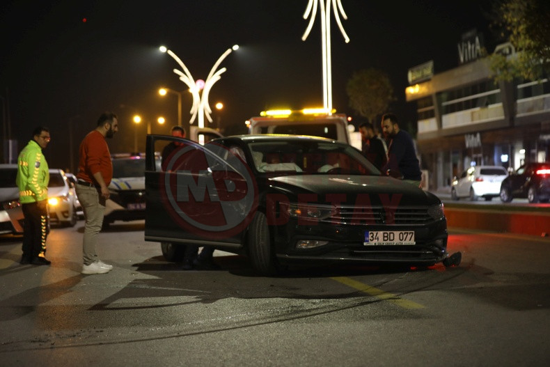 Polisten Kacmislardi Aracdan Sentetik Ecza Ilaci Cikti (5)