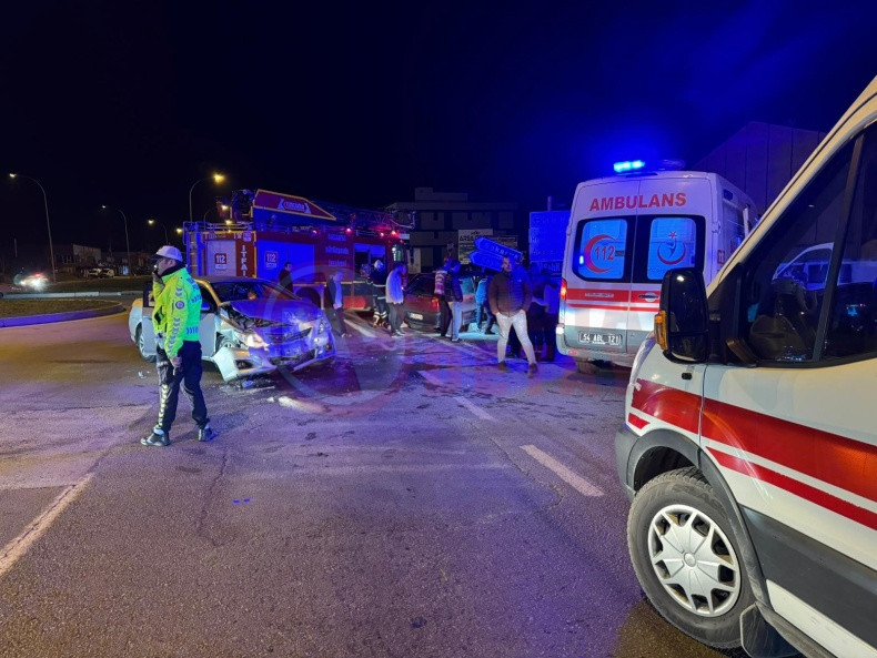 Sakarya Feci Kaza 5 Yarali (1)