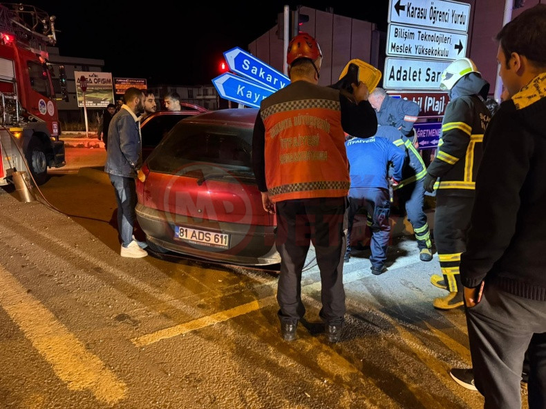 Sakarya Feci Kaza 5 Yarali (2)