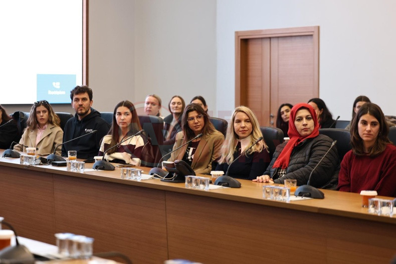 Baskan Alemdar Erasmus Ogrencilerini Agirladi (4)