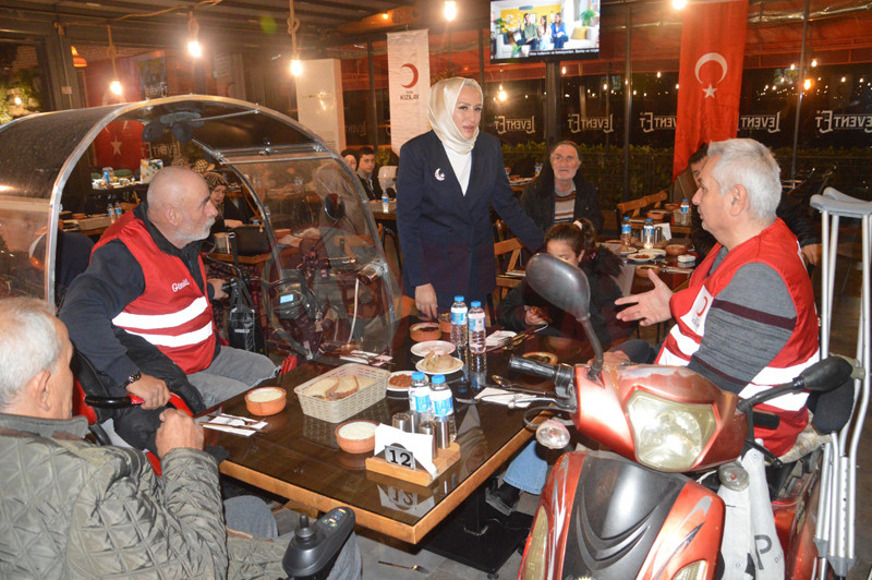 Engellilere Moral Yemegi2