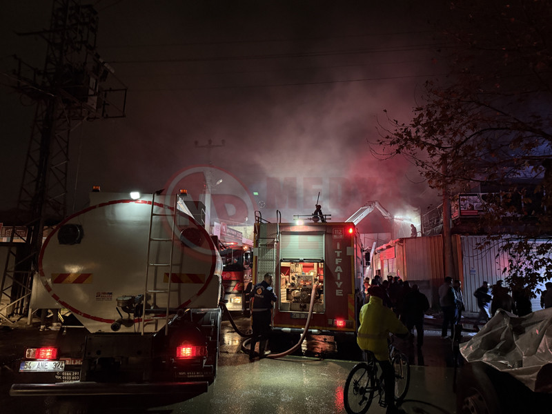 Hirdavat Dukkaninda Yangin4