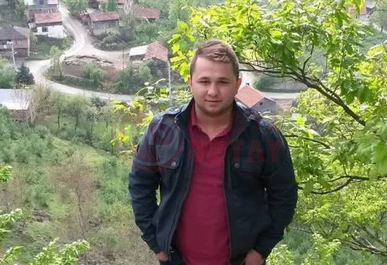 Kazada Hayatini Kaybeden Surucu Hayatini Kaybetti (1)