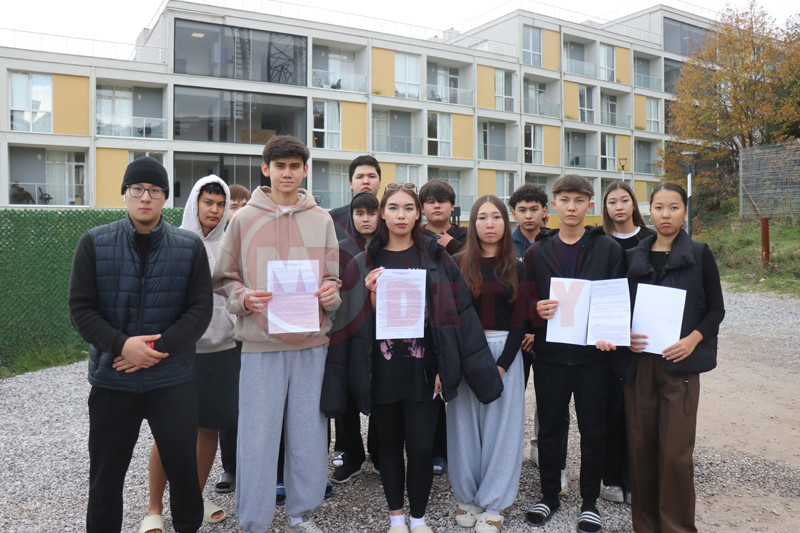 Kazakistanli Ogrenciler9