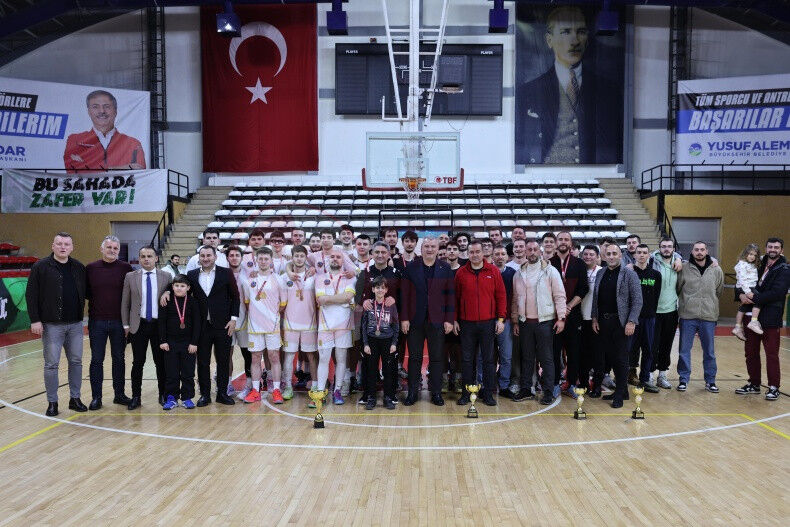 Parkede Yazilan Sampiyonluk Hikayesi (2)