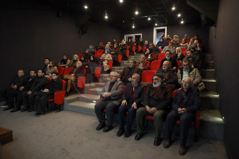 Sema Mevlevilerin Zikridir (2)