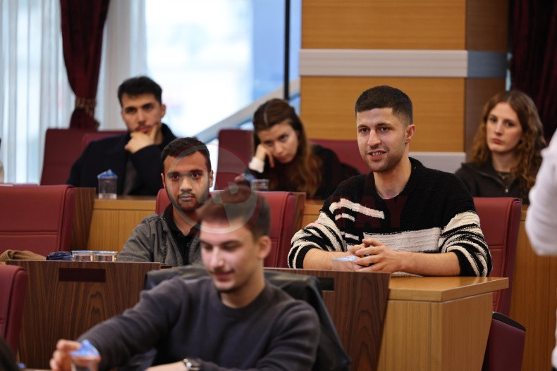 Serdivanda Gencligin Meclisi Toplandi (3)