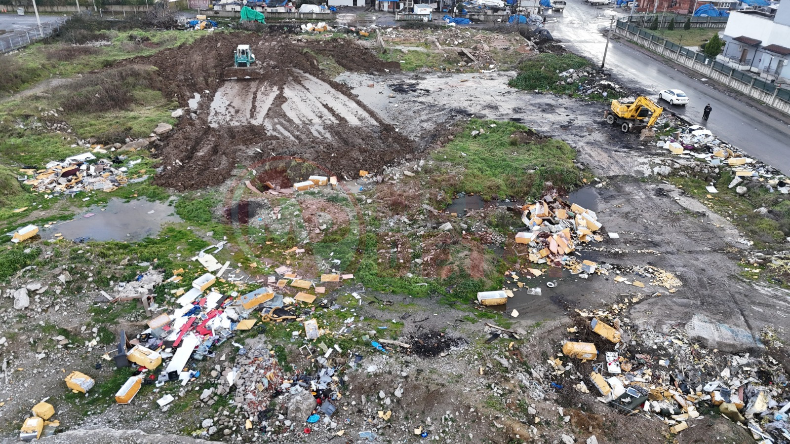 Erenler Beledi̇yesi̇ Ağiz Ve Di̇ş Sağliği Hastanesi̇ İçi̇n Alanda Çalişmalara Başladi (4)