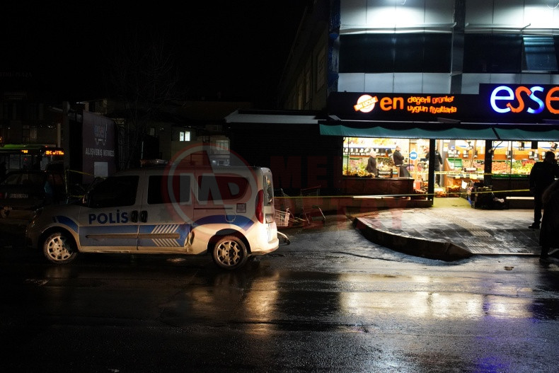 Gogsunden Bicaklanmisti Hayatini Kaybetti (4)