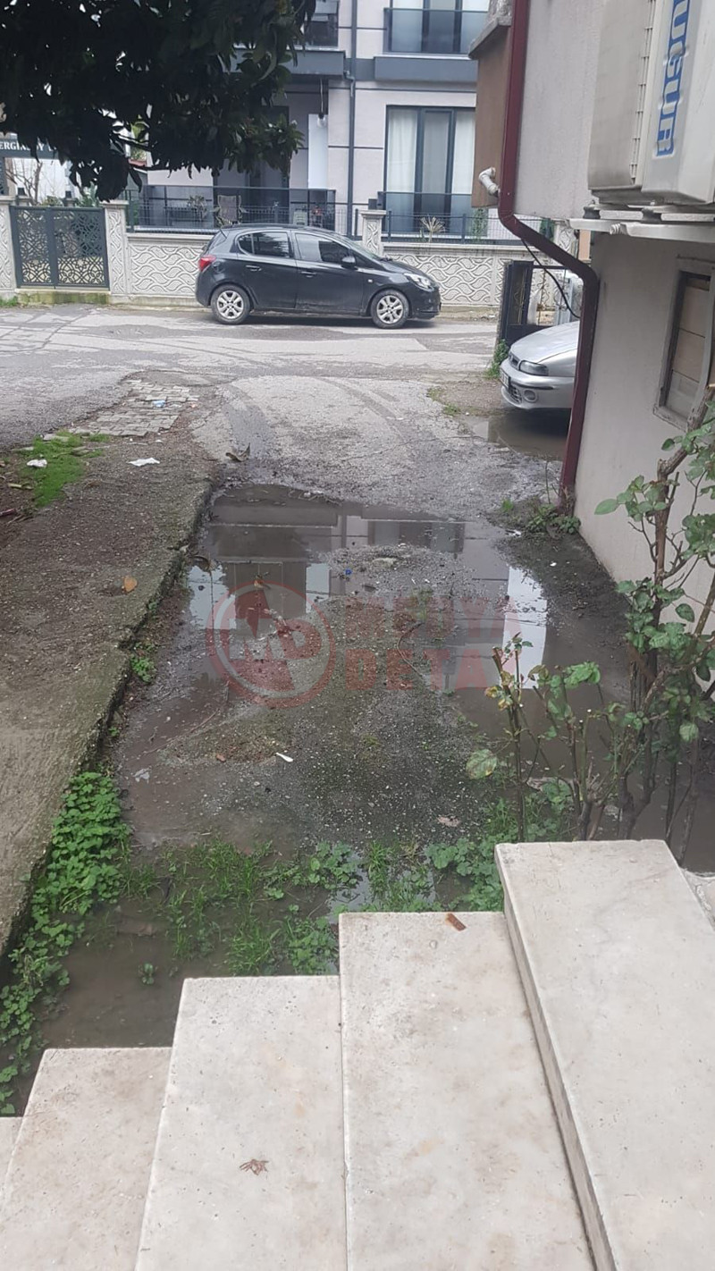 Kanalizasyonda Yuzen Bina3